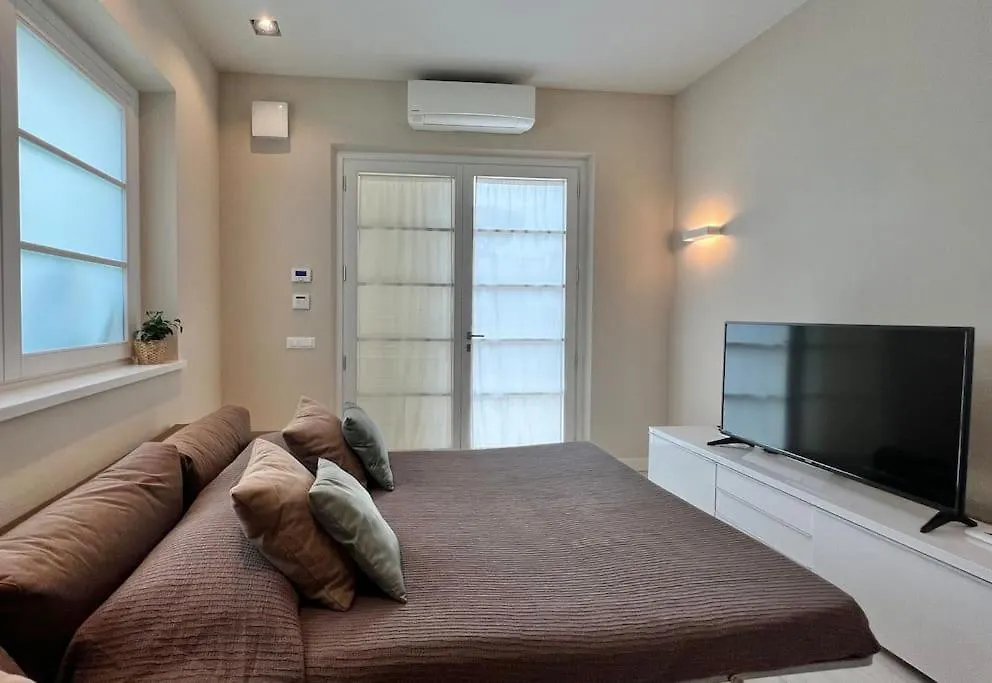 Villa Carli In Centro A Forte Dei Marmi Italy