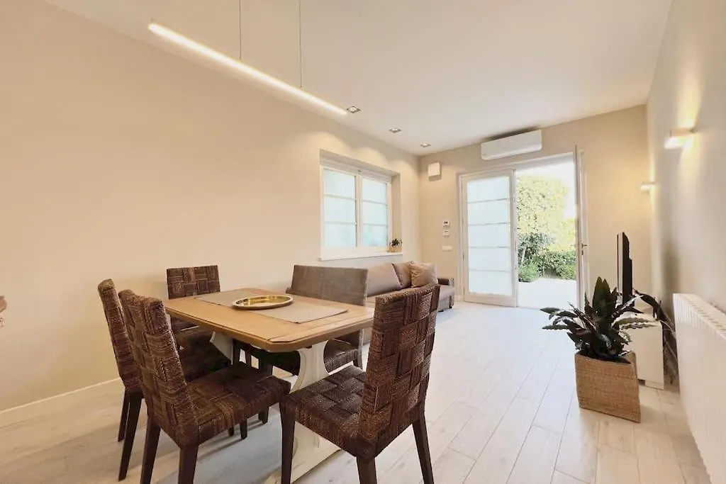 Villa Carli In Centro A Forte Dei Marmi 0*,